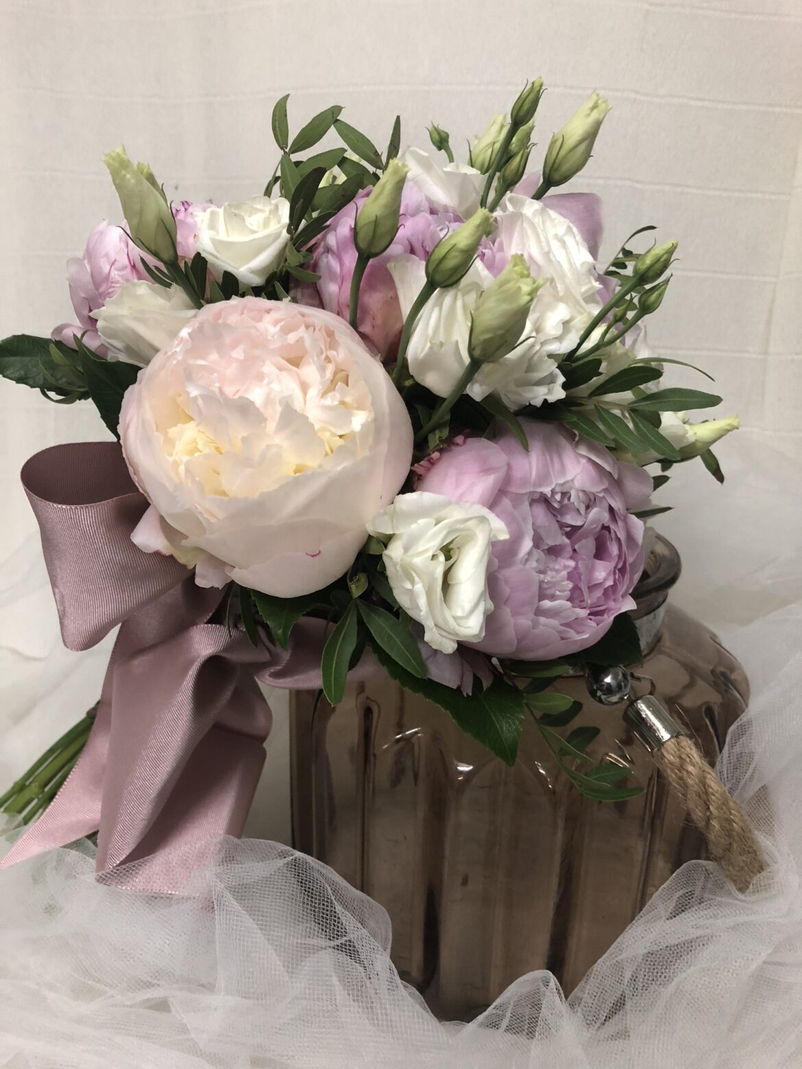 Elaboración de Ramos de Novia y Decoración Floral. Floristería Pétalos · Tienda Online en Alcalá de Henares · Madrid