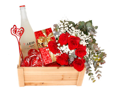 Caja Mykonos. Floristería Pétalos · Tienda Online. Gran selección de complementos florales: jarrones, maceteros, cestas para flores y plantas. Haz tu pedido online y recibe el envío en tu domicilio.